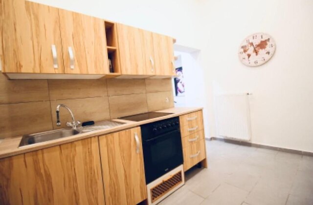 ラブリー ベッドルーム アパート ニア アウガルテン