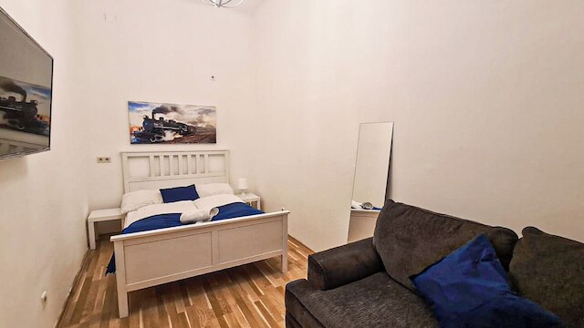 モダン 3ベッドルーム アパートメント ニア スタットハレ