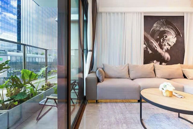 ゼニス ラクステイ ジ オーパスケイ レジデンス