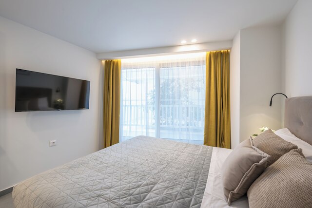 アテネス シクルーデッド アパートメンツ