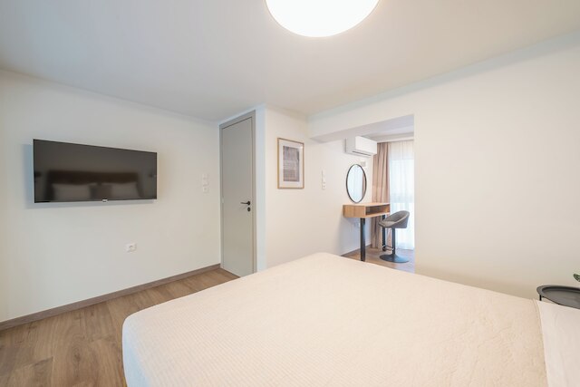 アテネス シクルーデッド アパートメンツ