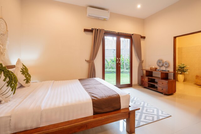 Red Lotus Villa Seminyak