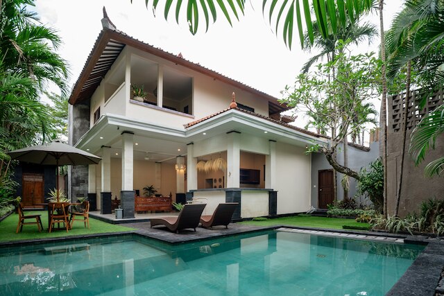 Red Lotus Villa Seminyak
