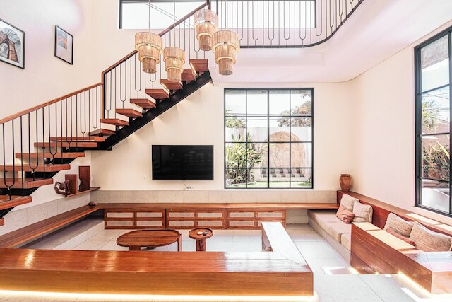 Elegant 4BR Seminyak Villa 10min From the Shore