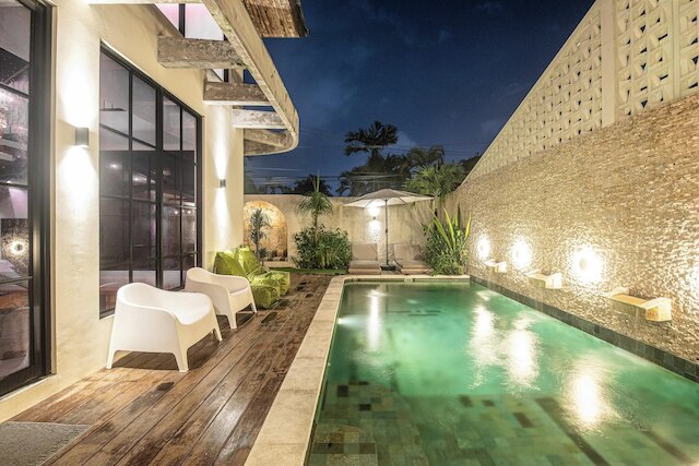 Elegant 4BR Seminyak Villa 10min From the Shore