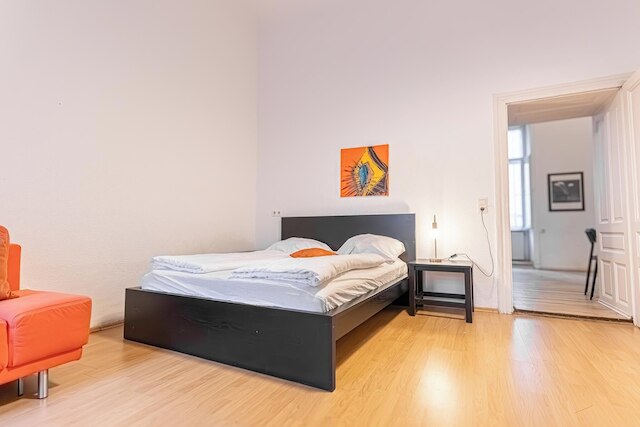 Cozy 2BR Apt With Great Connectivity