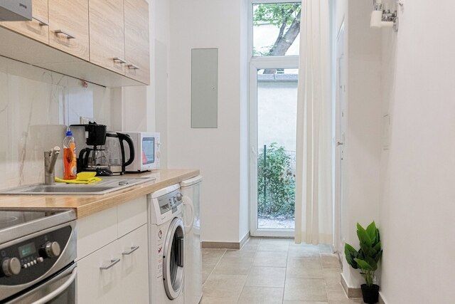 Beautiful 1BR Apartment For Long Stays