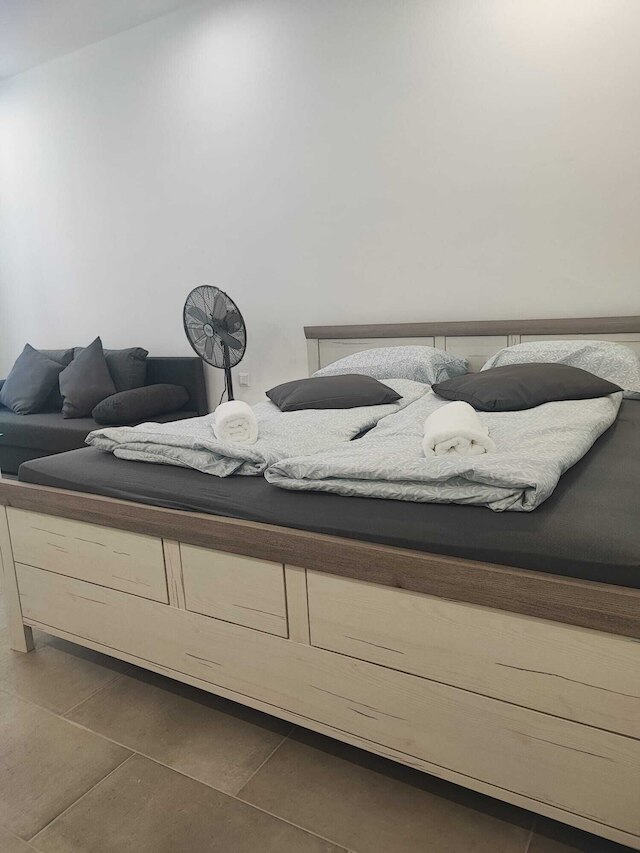 Modern 2BR Apartment In Prime Vienna