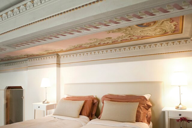 フローレンス アート アパートメンツ