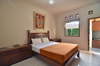 タマン アユ 212