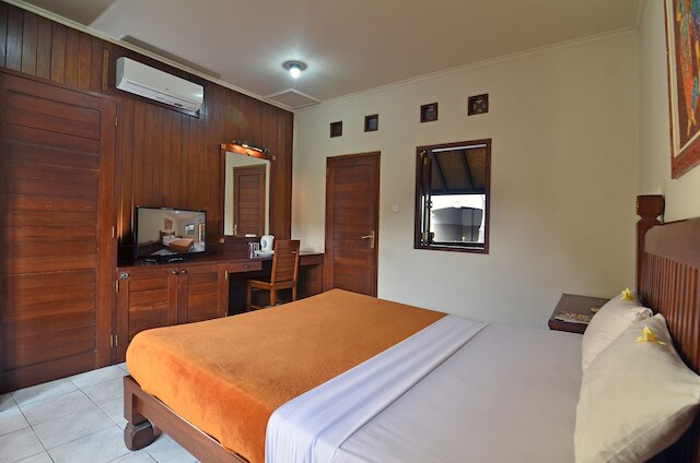 タマン アユ 212