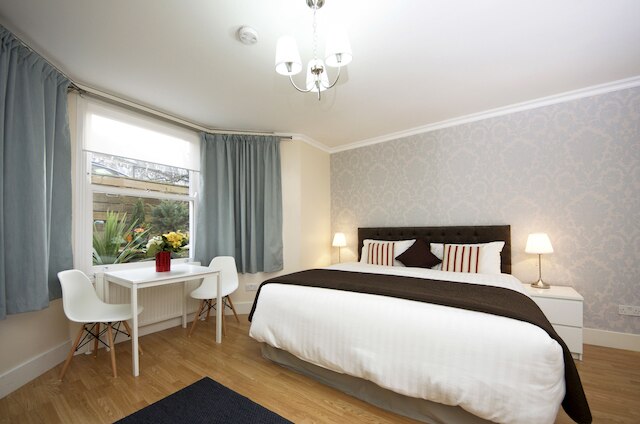 W14 アパートメンツ