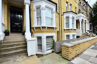 W14 アパートメンツ