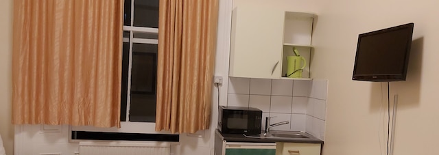 アンワル ハウス