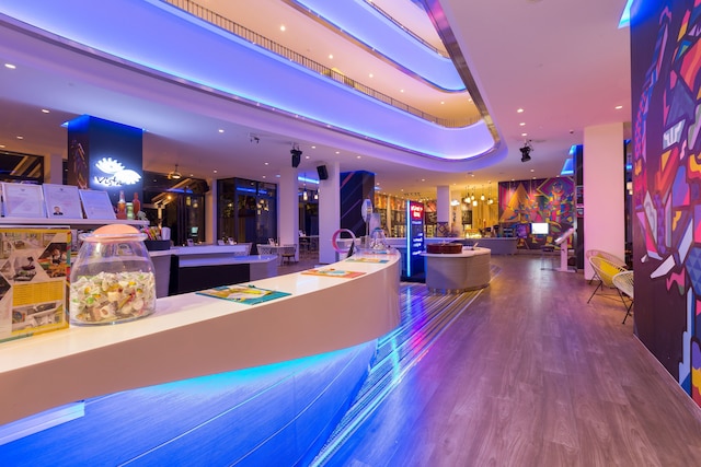 カシア プーケット, パート オブ バンヤン グループ