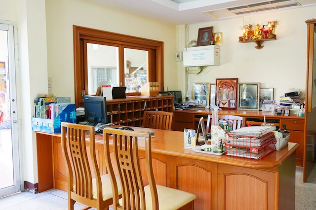 セーフ ハウス コート