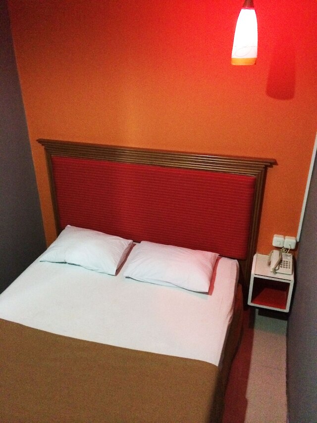 ハリウッド ホテル