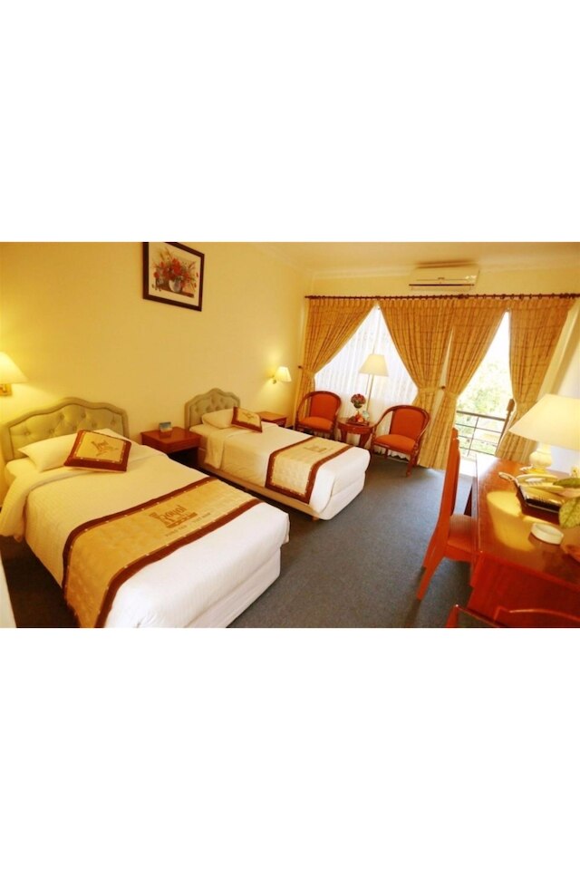 ロイヤル ホテル