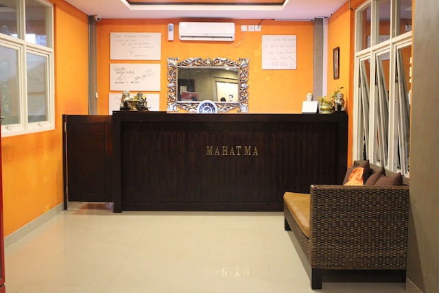 マハトマ レジデンス