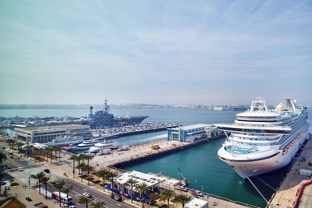 スプリングヒル・スイート・サンディエゴ・ダウンタウン／ベイフロント