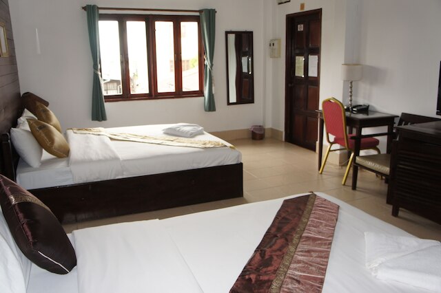 スカサヴァン リバー ホテル