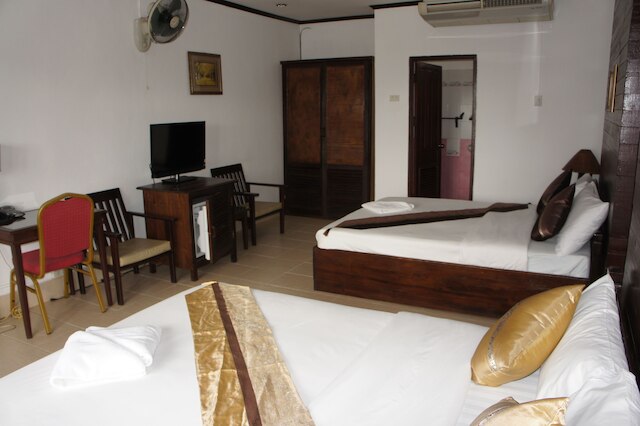 スカサヴァン リバー ホテル