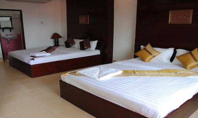 スカサヴァン リバー ホテル