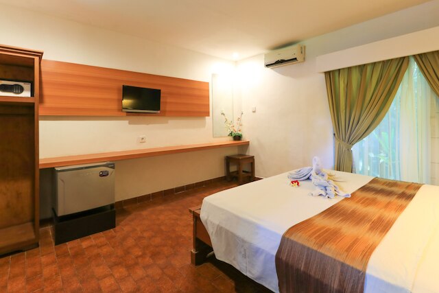 アユ リリ ガーデン ホテル