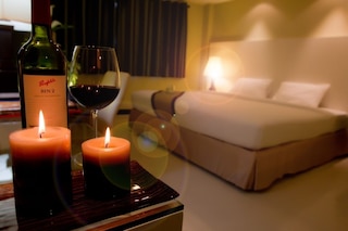 フォーティーン アゲイン ホテル