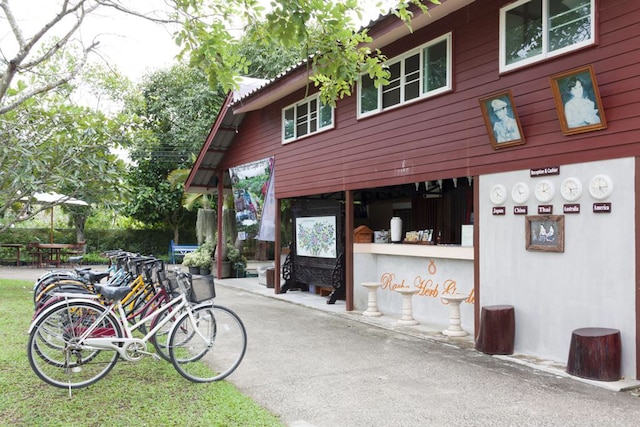 ラチャ ハーブ ガーデンズ