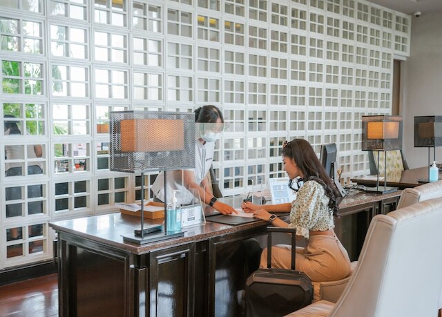 ザ グランド リバーサイド ホテル ピッサヌローク