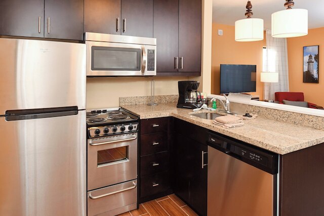 タウンプレース・スイート・デトロイト・コマース