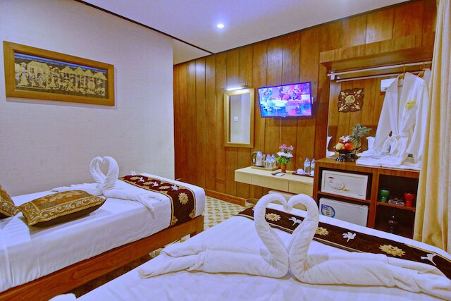 ホテル ヤダナボン バガン