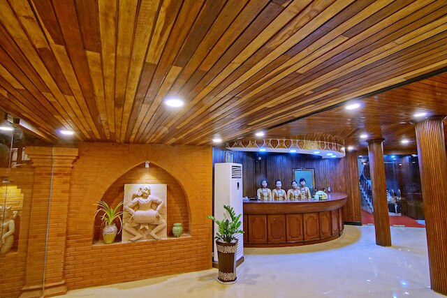 ホテル ヤダナボン バガン