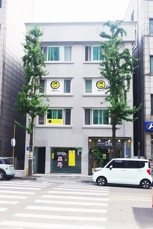 GDJ ゲストハウス - ホステル