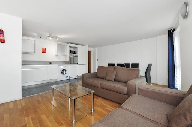 アクセス シティ