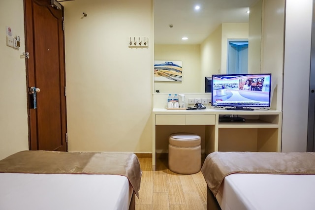 ホテル 81 コージー