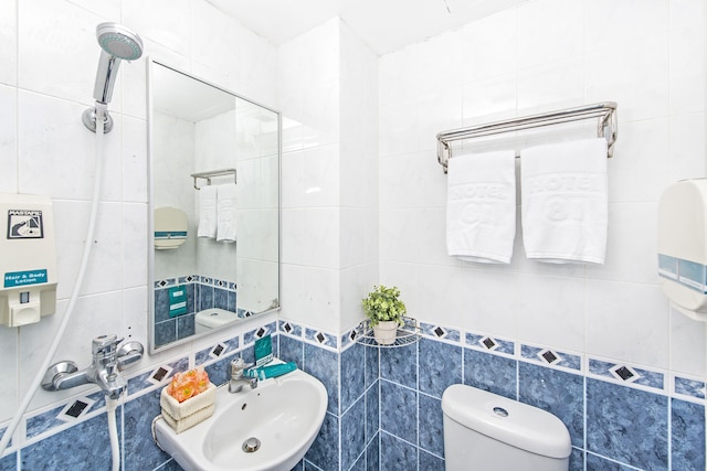 ホテル 81 コージー