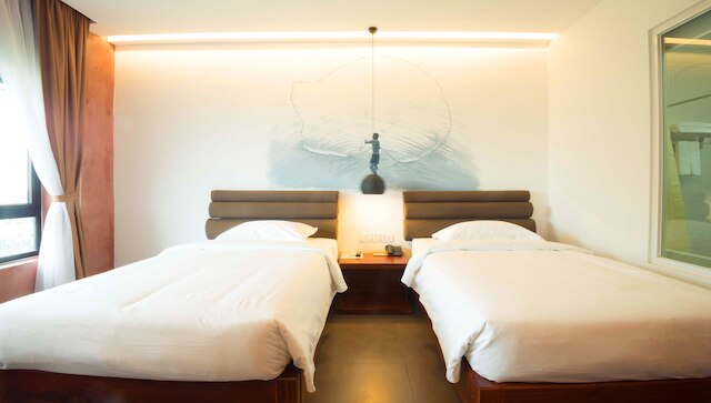 アーモンド ホテル バサック リバー