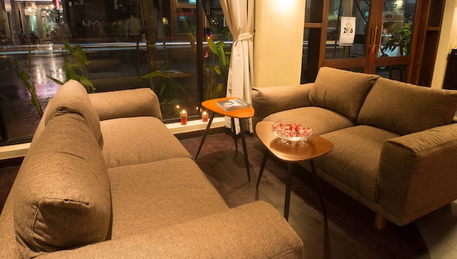 アーモンド ホテル バサック リバー