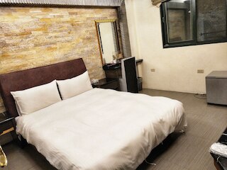 ハーバー エリート ホテル (碼頭精品旅店)