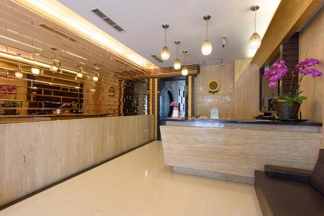 ハーバー エリート ホテル (碼頭精品旅店)