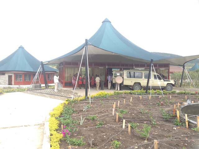 AA ロッジ マサイ マラ