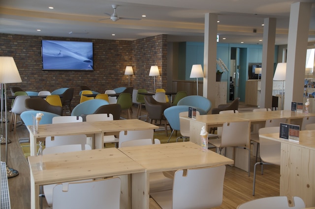 マイ エコロッジ - ホステル