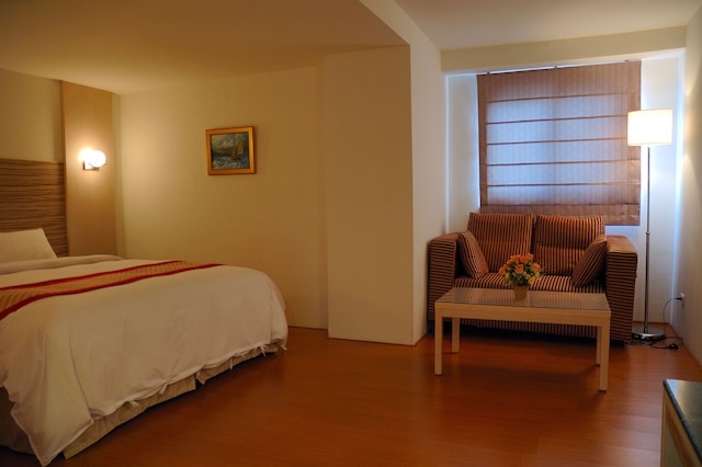 オーシャン ヒアリン ホテル (碧海藍天飯店)