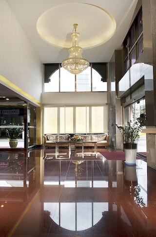 オーシャン ヒアリン ホテル (碧海藍天飯店)