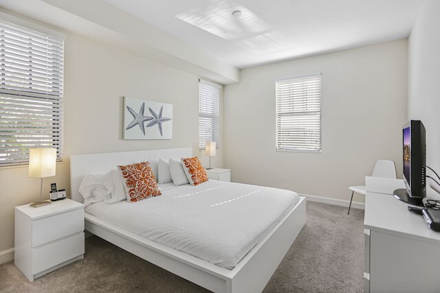 ドラル アパートメンツ バイ マイアミ バケーションズ