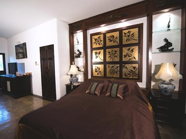 バーン バーティカ アット ピン