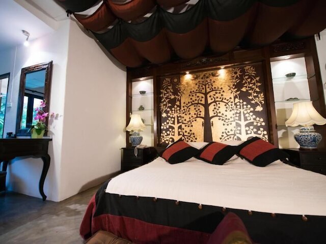 バーン バーティカ アット ピン