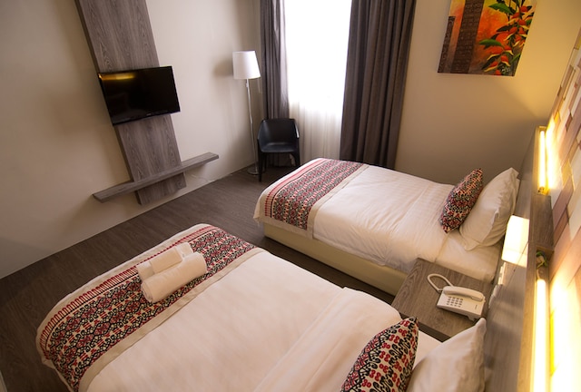 アジャン ホテル